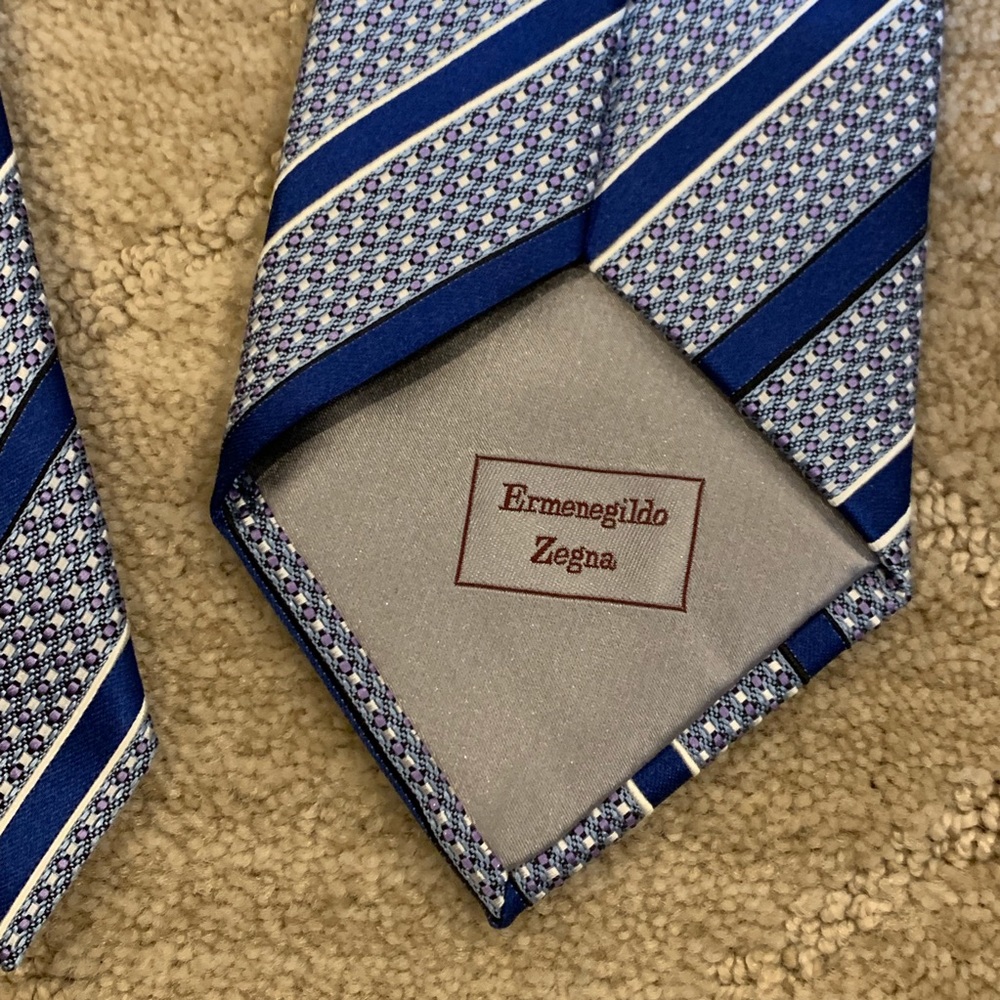 Ermenegildo Zegna Silk Tie - Picture 5 of 8